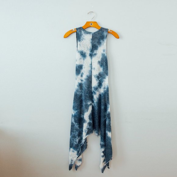 Cloud Pattern Tunic - Picture 2 of 2